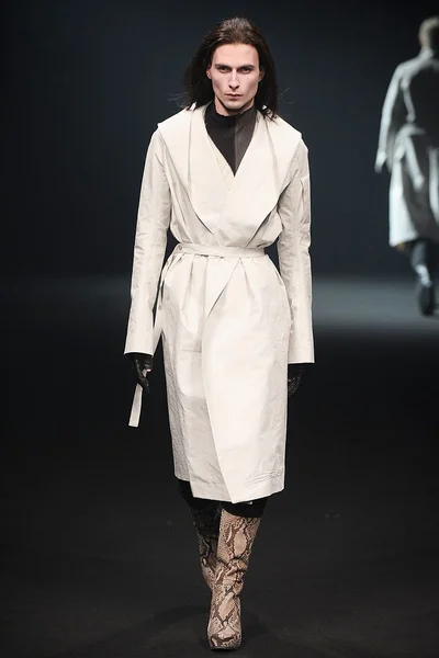 Look 42
